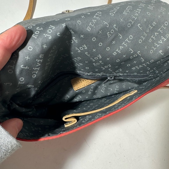 Red and Tan Crossbody Bag - Picture 4 of 6